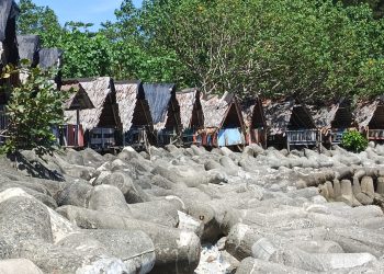 Terbukti Pengunjung Lakukan Adegan Mesum,  Petugas Nonaktifkan Kafe ini