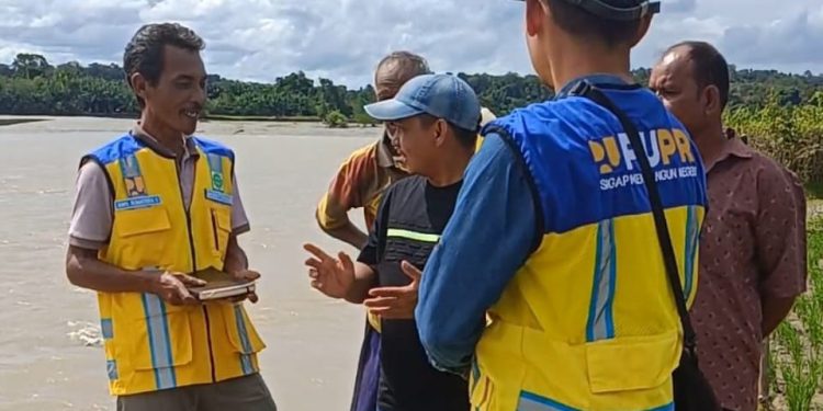 Bencana Banjir Sungai Krueng Seunagan Sebabkan Erosi Parah, DPRK Nagan ini Ajak Satgas BWS Sumatera 1 ke Lokasi