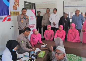 Polres Aceh Jaya Gelar Pengobatan Gratis di Krueng Sabee, Wujud Kepedulian Polri Sambut Hari Bhayangkara ke-79