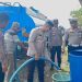 Momen Hari Bhayangkara, Polres Aceh Utara Salurkan Air Bersih Gratis untuk Warga Pesisir