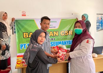 Melalui Program CSR, PT Socfindo Seumayam Salurkan Pemberian Makanan Tambahan untuk Desa Sekitar 