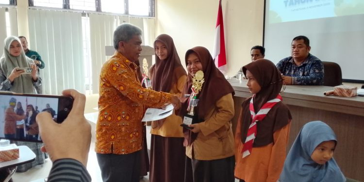 Sukses Laksanakan Lomba PAI FAIR 2025, Kasi PAI Kemenag Asel Apresiasi Peserta dan Guru Pembimbing